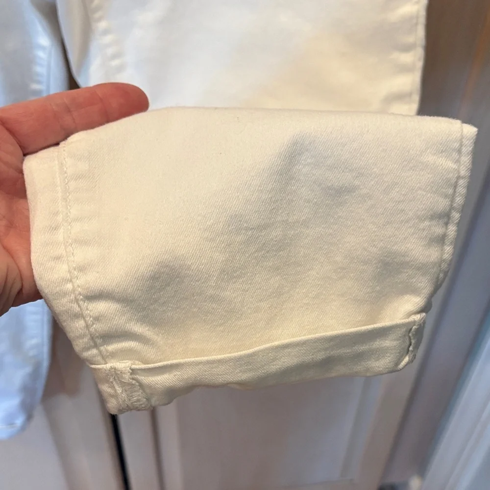 Apt. 9 Women's White Cuffed Capri Jeans Size 12 - Picture 7 of 10